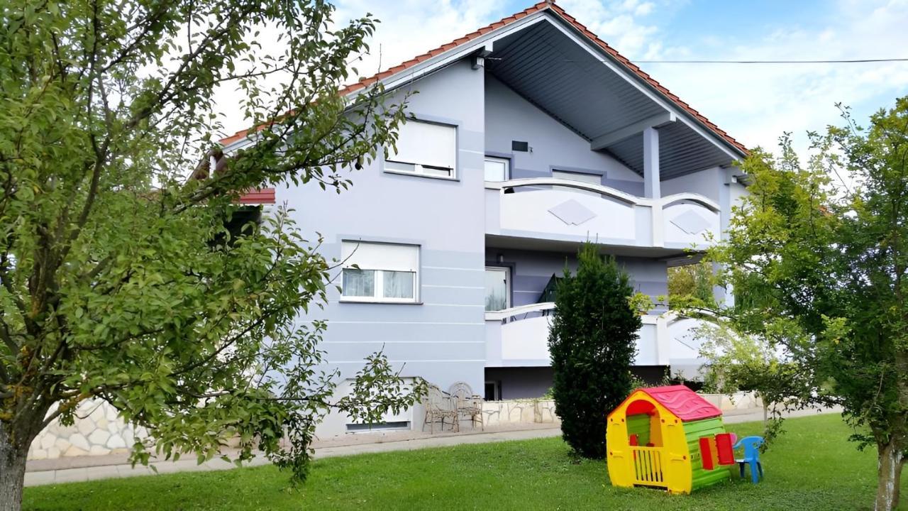 Rooms Mirabella Rakovica Εξωτερικό φωτογραφία